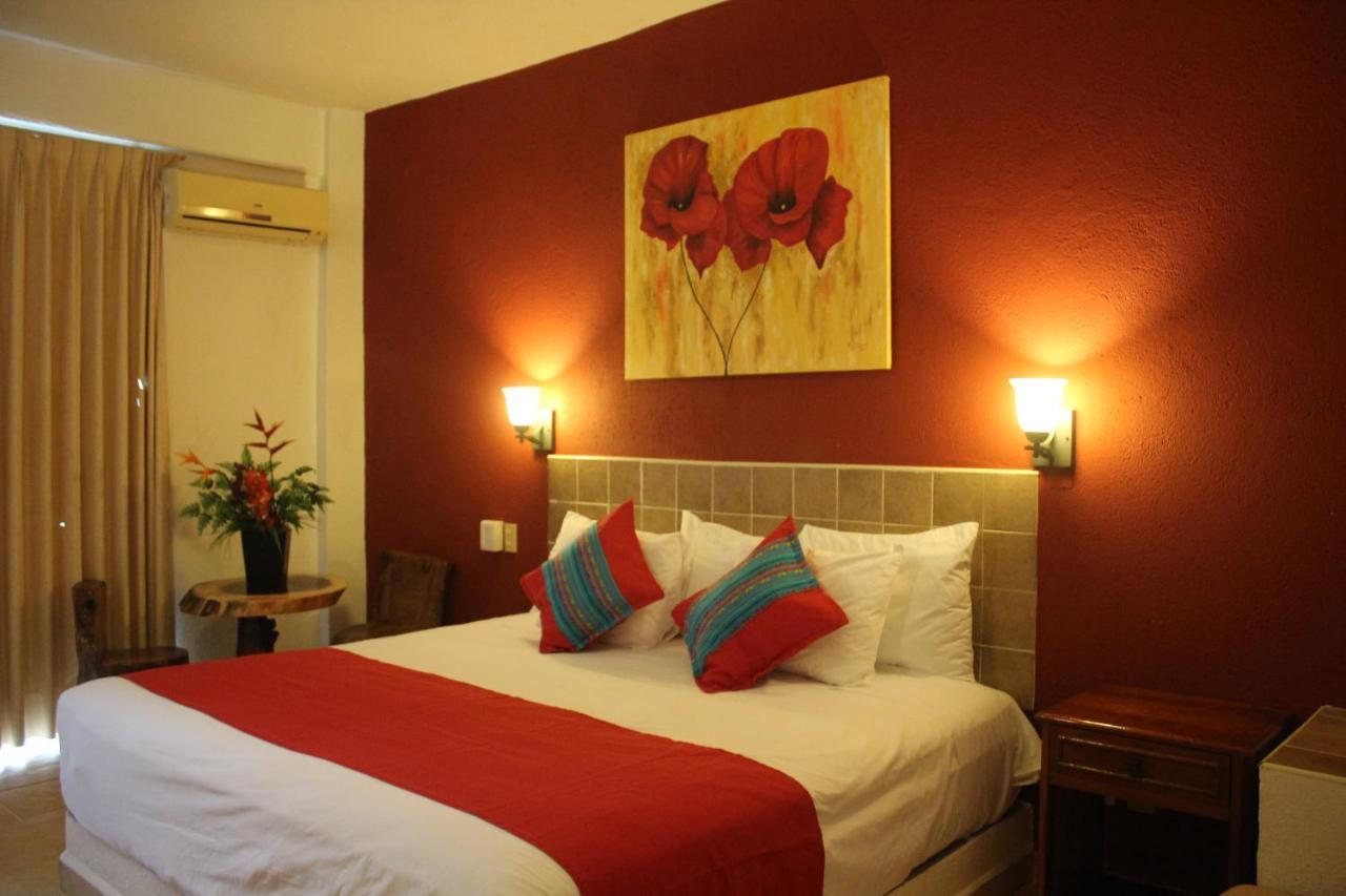 Hotel Arenas Del Pacifico Санта-Крус-Хуатулко Экстерьер фото