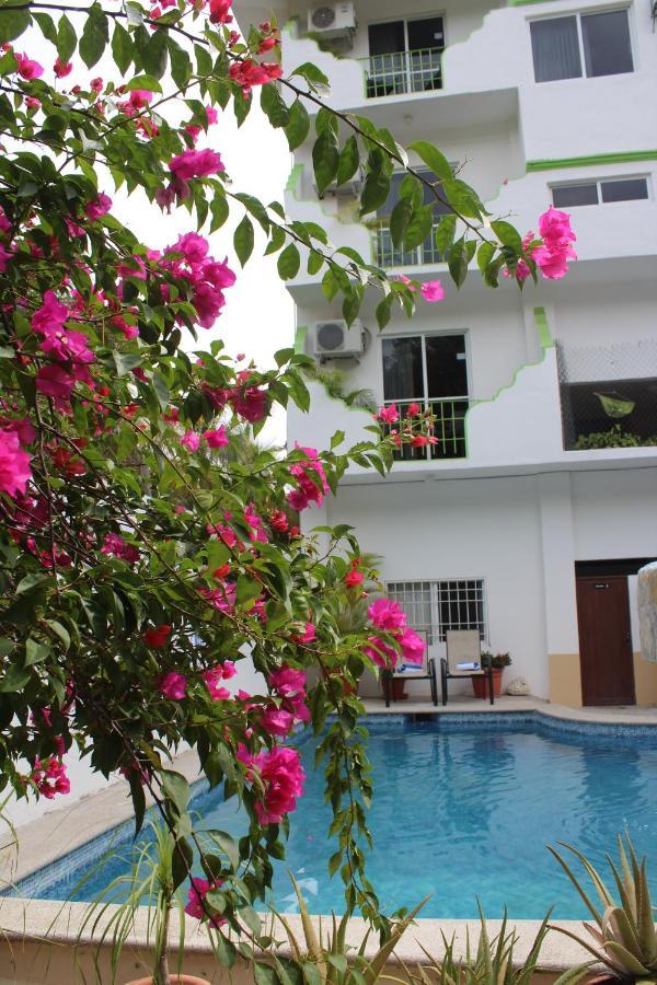 Hotel Arenas Del Pacifico Санта-Крус-Хуатулко Экстерьер фото